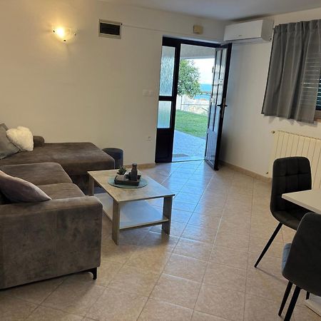 לובראן Apartments Vilma מראה חיצוני תמונה