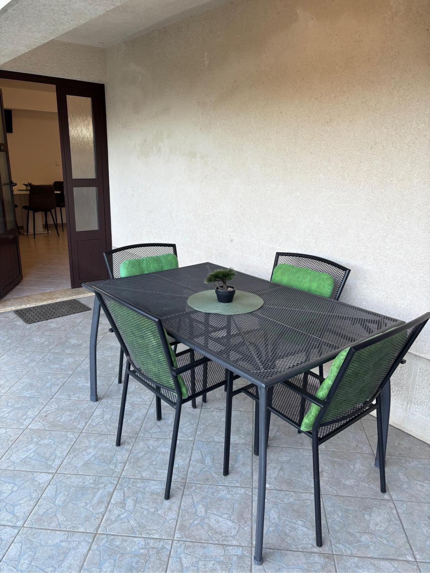 לובראן Apartments Vilma מראה חיצוני תמונה